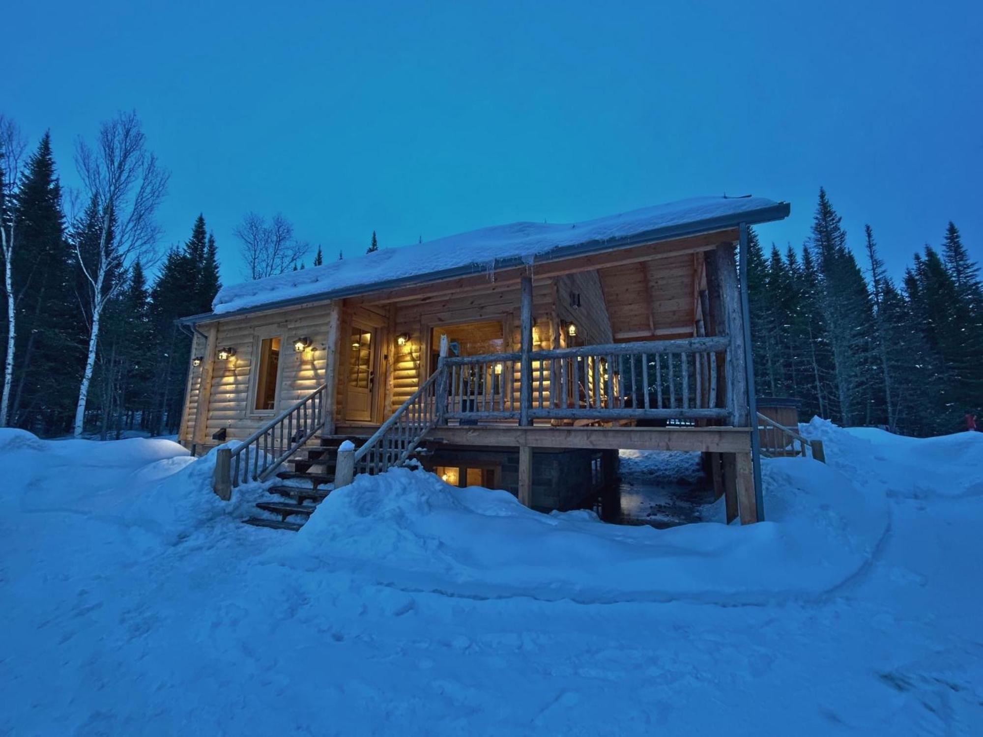 BIGFOOT - Chalets de Moh - 6 chambres - Jacuzzi La Malbaie Extérieur photo